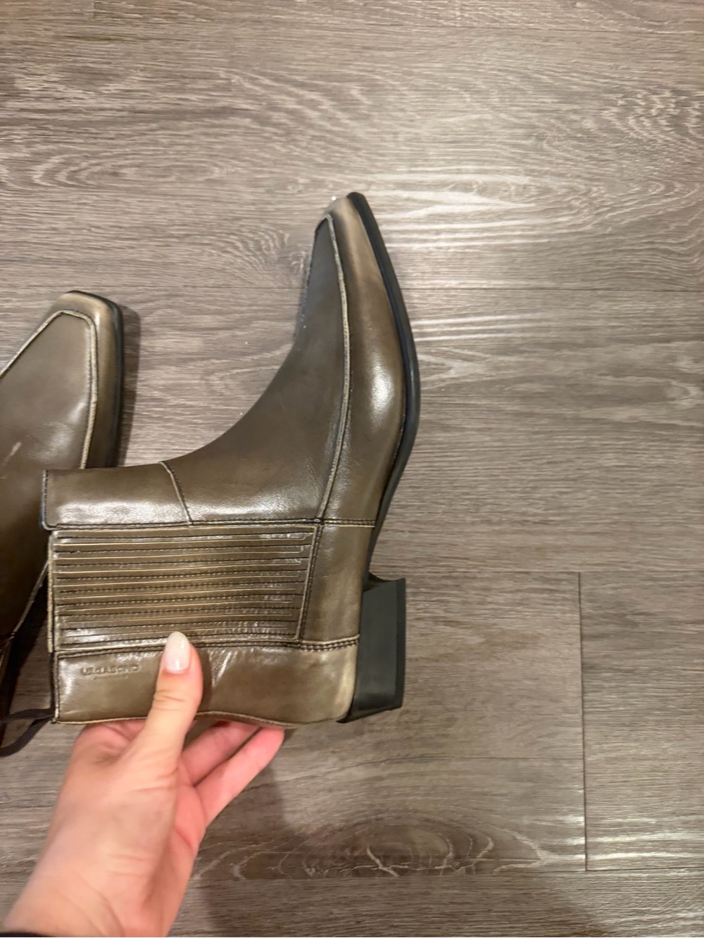 Vagabond Olive Green Chelsea Ankle Boots - Picture 3 of 6